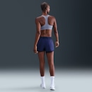 Top Fitness com Bojo Nike Média Sustentação Swoosh Sport - Foto 4