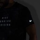Camiseta Masculina Nike Manga Curta Dri-Fit Run Division Rise 365 SS - Foto 5