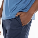 Bermuda Masculina ASICS Malha Recorte Lateral - Foto 7