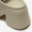 Sandália Crocs Siren Clog - Foto 7