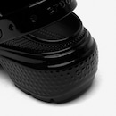 Sandália Crocs Stomp High Shine Clog - Foto 7