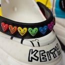 Sandália Crocs Haring Mega Crush Clog - Foto 8