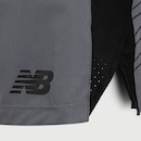 Bermuda New Balance Tenacity Logo 7 Masculina - Foto 3