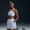 Short Feminino Nike Sportswear Essential Woven - Foto 4