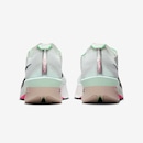 Tênis Feminino Nike ZoomX VaporFly 4 - Foto 6