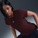 Camiseta Nike Sportswear Feminina - Foto 3