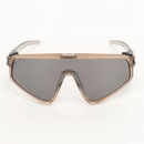 Óculos de Sol Oakley Latch Panel Matte Black - Foto 4