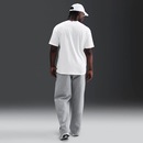 Camiseta Nike Sportswear Patch Masculina - Foto 6