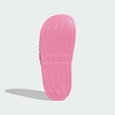 Chinelo adidas Adilette Shower Slide - Infantil - Foto 5
