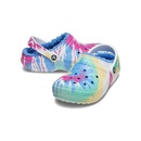 Sandália Crocs Classic Lined Tie Dye Clog Powder - Adulto - Foto 4
