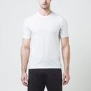 Camiseta Umbro Basic UV - Masculina - Foto 2