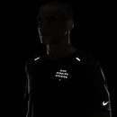 Camiseta Nike Dri-FIT ADV Run - Masculina - Foto 6