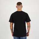 Camiseta Champion Life Embroidery Logo - Masculina - Foto 3
