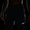 Shorts Nike Dri-FIT Challenger - Masculino - Foto 9