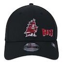 Boné Aba Curva New Era Tampa Bay Buccaneers 3930 Core - Fecahdo - Adulto - Foto 3