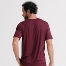 Camiseta Insider Básica Tech Gola V - Masculina - Foto 5