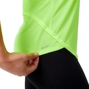 Camiseta Regata New Balance Accelerate - Feminina - Foto 3