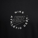 Camiseta Nike Sportswear - Masculina - Foto 3