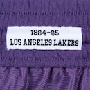 Shorts Mitchell & Ness NBA Swingman Los Angeles Lakers Road 1984-85 - Masculino - Foto 4
