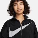 Jaqueta com Capuz Nike Sportswear Essential Woven - Feminina - Foto 3