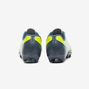 Chuteira de Campo Umbro Prisma+ - Adulto - Foto 6