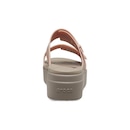 Sandália Crocs Brooklyn Sandal Lowwdg Pale Blush - Feminina - Foto 7