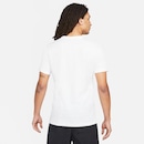 Camiseta Nike Sportswear - Masculina - Foto 2