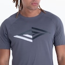 Camiseta Umbro Diamond Fragments - Masculina - Foto 4