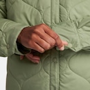 Jaqueta Nike Sportswear Essential - Feminina - Foto 7