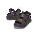 Sandália Crocs Classic Hiker Xscape Sandal - Feminino - Foto 4