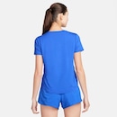 Camiseta Nike One Swoosh - Feminina - Foto 2