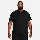Camiseta Nike Sportswear Premium Essentials - Masculina - Foto 5