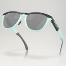 Óculos de Sol Unissex Oakley Frogskins Range Matte Carbon - Foto 3