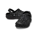 Sandália Crocs Classic Geometric Clog - Unissex - Foto 4