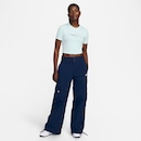 Camiseta Nike Sportswear Cropped Slim - Feminina - Foto 4