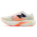 Tênis New Balance Fuelcell Supercomp Elite V4 - Feminino - Foto 4