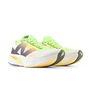Tênis New Balance Fuelcell Rebel V4 - Feminino - Foto 4