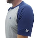 Camiseta New Era New York Yankees Raglan Hip Hop - Masculina - Foto 3