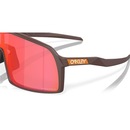 Óculos De Sol Unissex Oakley Sutro Matte Grenache Prizm Trail Torch - Foto 5