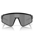 Óculos de Sol Unissex Oakley Latch Panel Matte Black Prizm Black - Foto 4