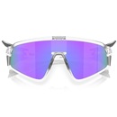 Óculos de Sol Unissex Oakley Latch Panel Matte Clear Prizm Violet - Foto 7