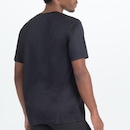 Camisa Umbro Basic UV - Masculina - Foto 5