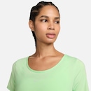 Camiseta Nike Dri-Fit One Cropped - Feminina - Foto 3