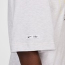 Camiseta Nike Sportswear Classic - Feminina - Foto 4