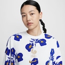 Camiseta Nike Sportswear França Stripe - Feminina - Foto 3