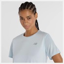 Camiseta New Balance Essentials - Feminina - Foto 4