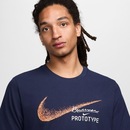 Camiseta Nike Dri-FIT Founder - Masculina - Foto 2