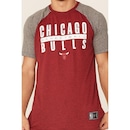 Camiseta NBA Raglan Estampada Chicago Bulls Casual - Masculina - Foto 2