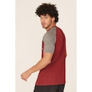 Camiseta NBA Raglan Estampada Chicago Bulls Casual - Masculina - Foto 3