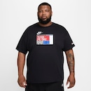 Camiseta Nike Sportswear - Masculina - Foto 5